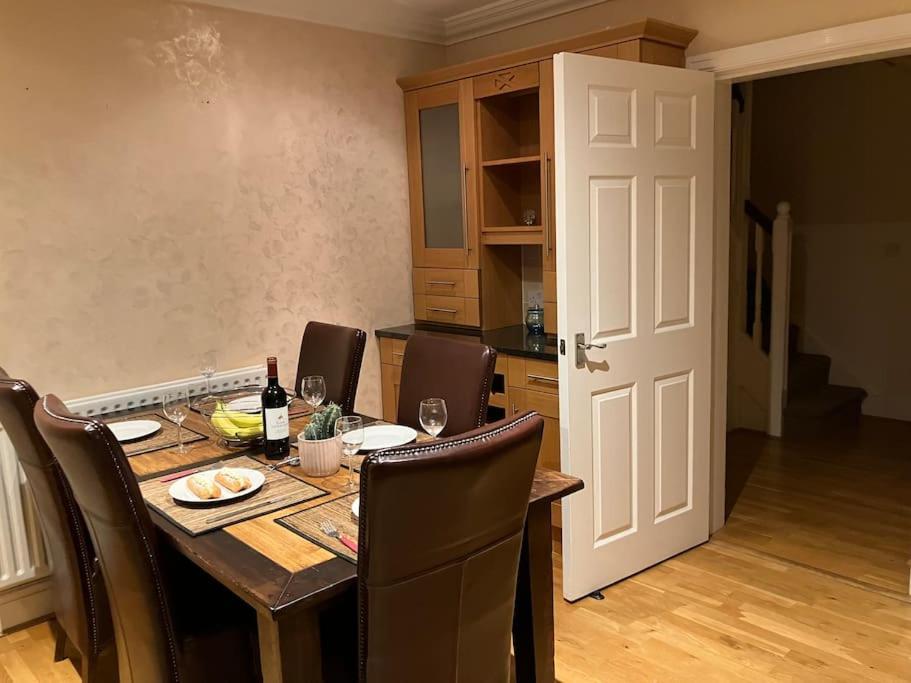 Central Chester Bedrooms Extérieur photo